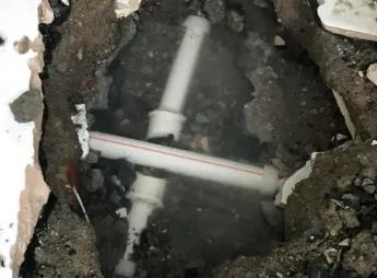 西双版阳台漏水维修公司为您分享楼上楼下漏水怎么处理